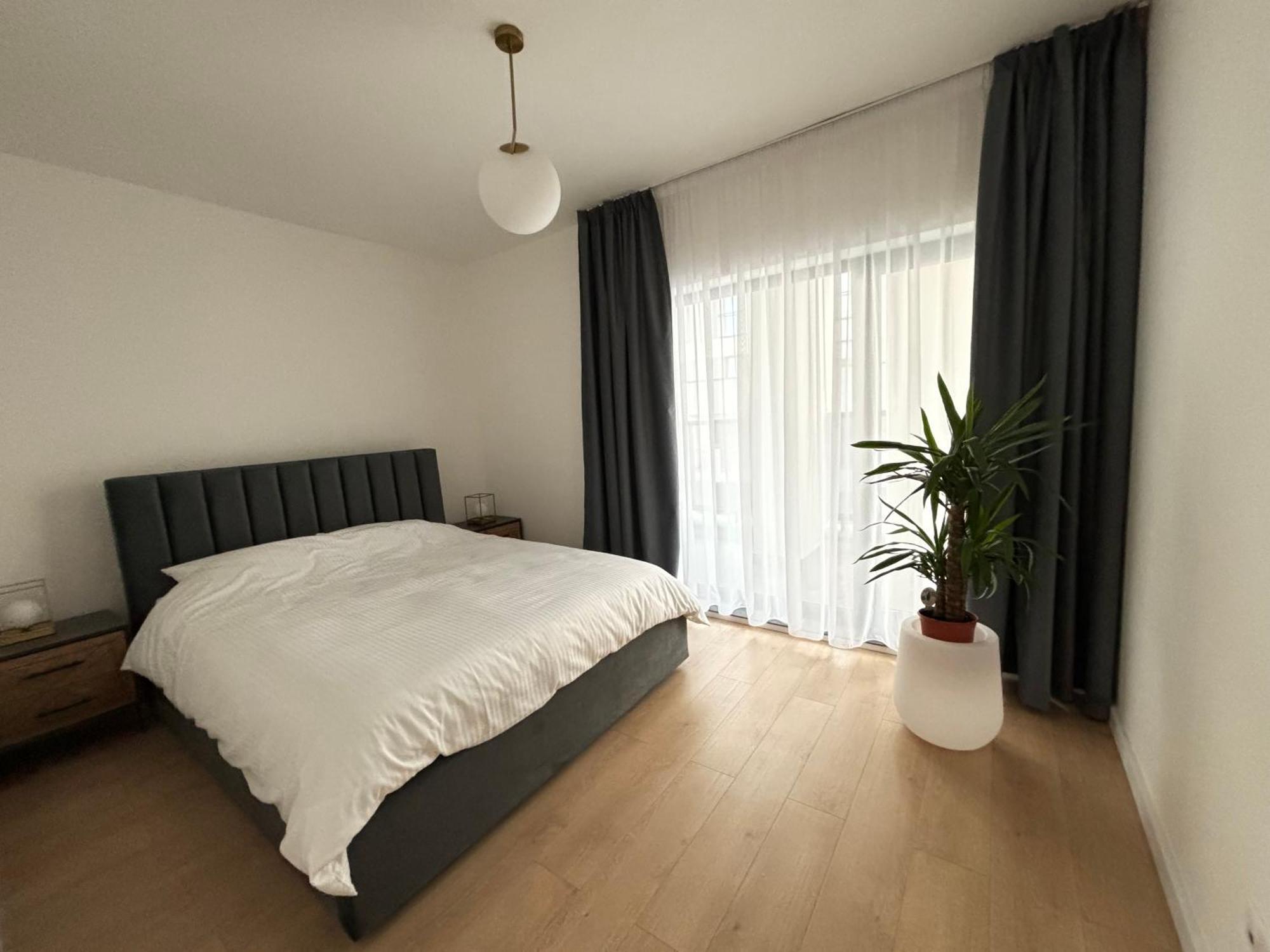 Exit Aparthotel Флорешты Экстерьер фото