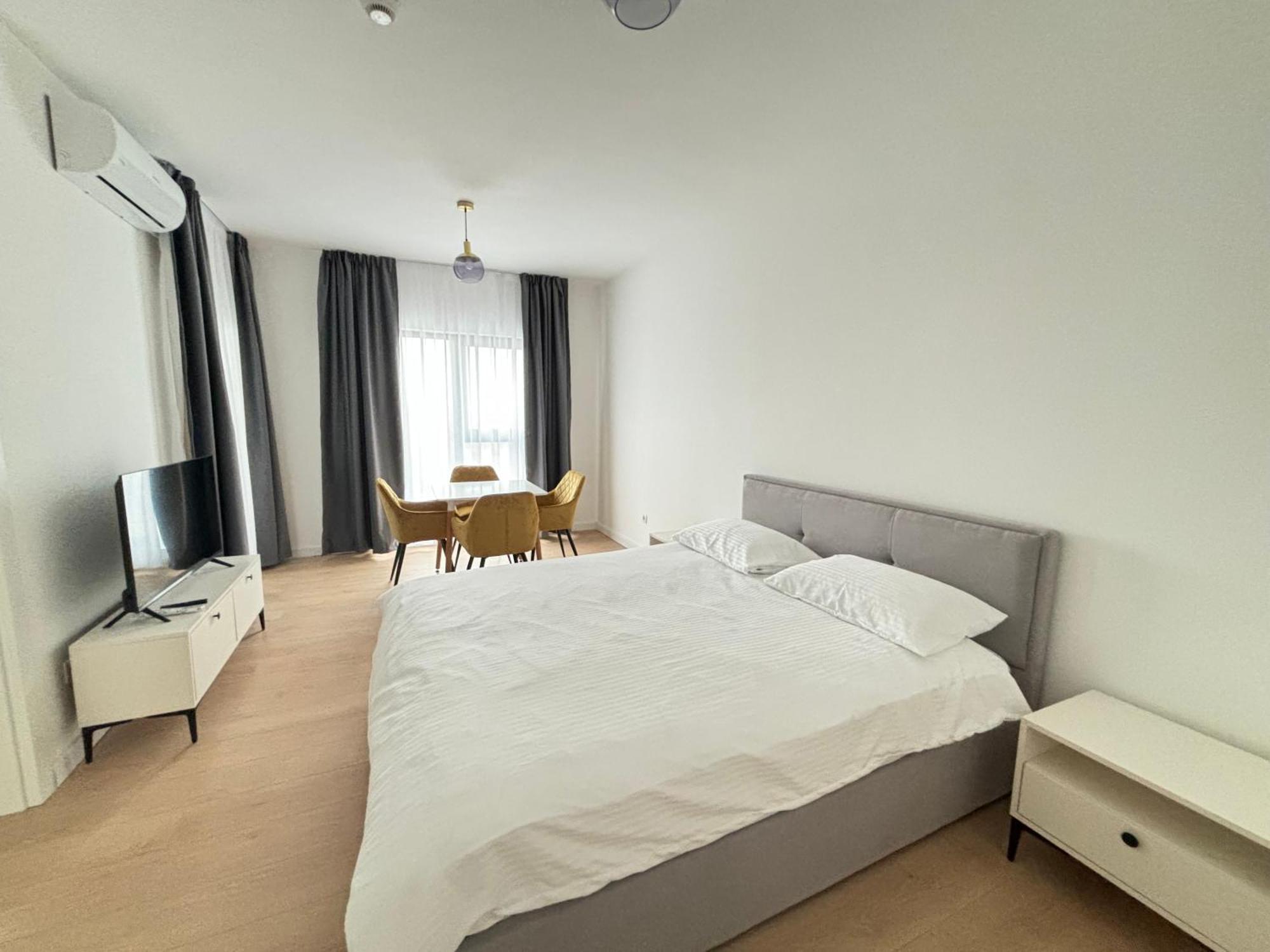 Exit Aparthotel Флорешты Экстерьер фото