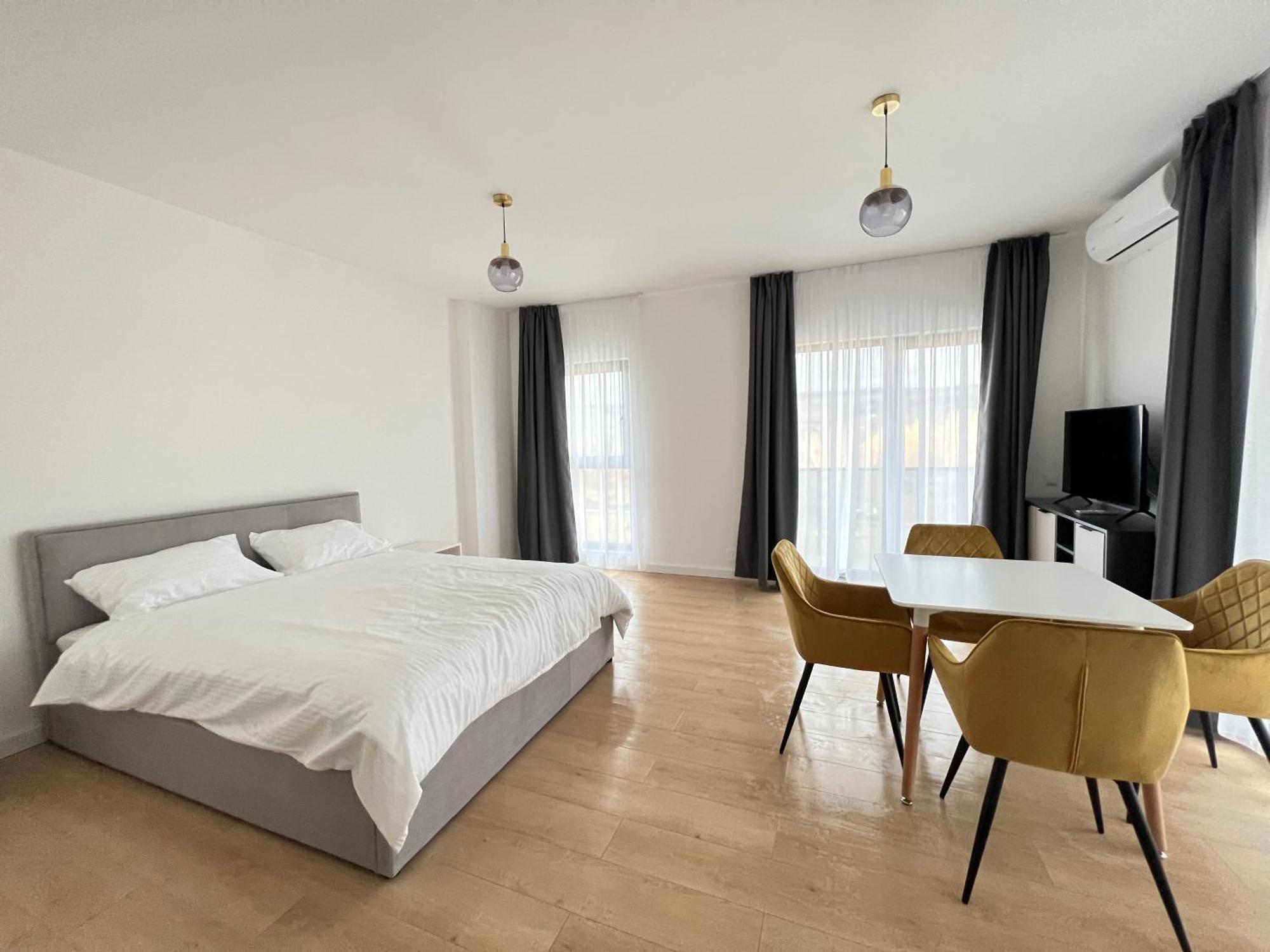 Exit Aparthotel Флорешты Экстерьер фото